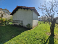 Maison à vendre à Chabanais, Charente - 149.000 € - photo 15
