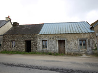 property to renovate for sale in PleybenFinistère Brittany