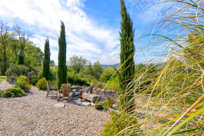 French property for sale in Apt, Vaucluse - €530,000 - photo 9