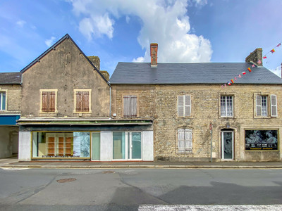 Commerce à vendre à Sainte-Mère-Église, Manche, Basse-Normandie, avec Leggett Immobilier