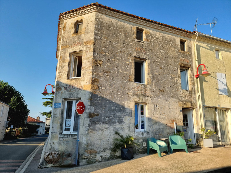 Maison à vendre à La Jaudonnière, Vendée - 171.000 € - photo 1