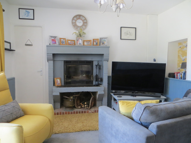 French property for sale in Benest, Charente - €104,500 - photo 5