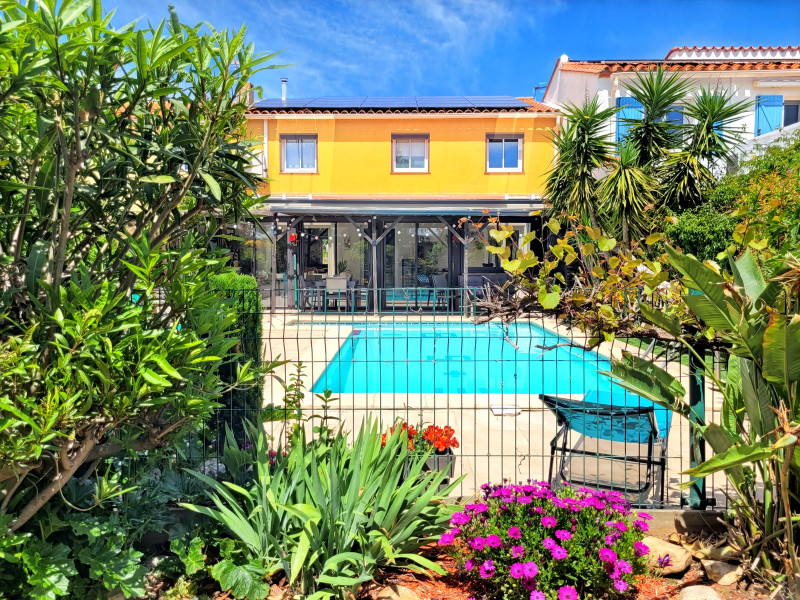 French property for sale in Canet-en-Roussillon, Pyrénées-Orientales - €435,000 - photo 9