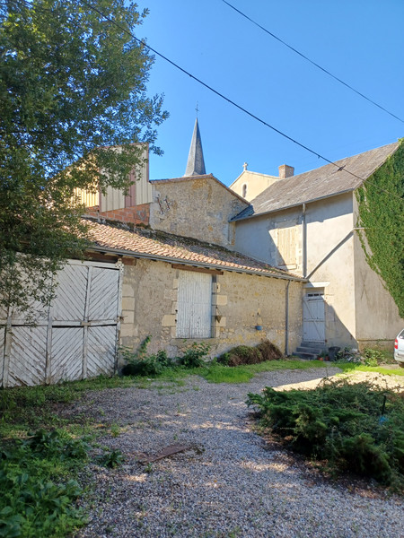 French property for sale in Verruyes, Deux-Sèvres - &#8364;99,000 - photo 2