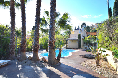 Maison à vendre à BOULOURIS, Var, PACA, avec Leggett Immobilier