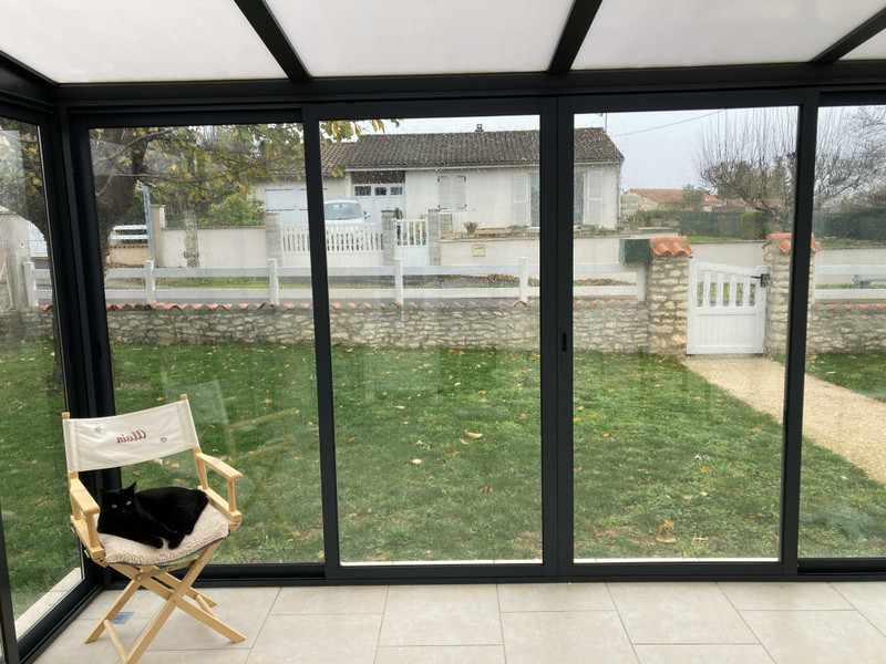 French property for sale in L'Isle-Jourdain, Vienne - €138,000 - photo 3