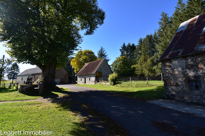 French property for sale in Eygurande, Corrèze - &#8364;895,000 - photo 3