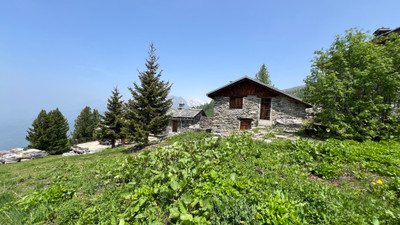 Chalet à vendre à Sainte-Foy-Tarentaise, Savoie, Rhône-Alpes, avec Leggett Immobilier