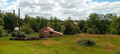 French property for sale in Bressuire, Deux-Sèvres - €297,940 - photo 1