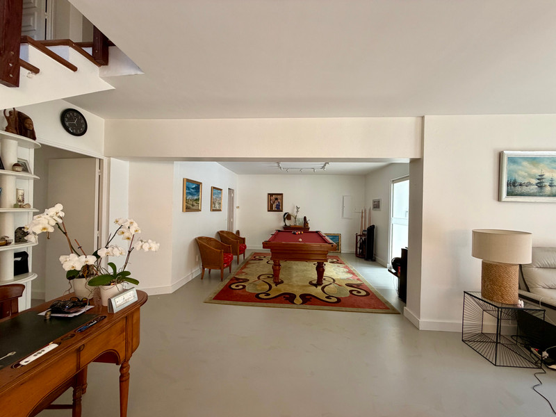 French property for sale in Mougins, Alpes-Maritimes - €880,000 - photo 7