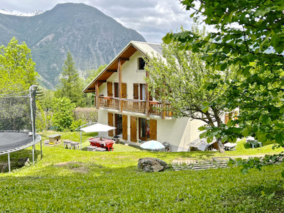 Chalet à vendre à Les Deux Alpes, Isère, Rhône-Alpes, avec Leggett Immobilier