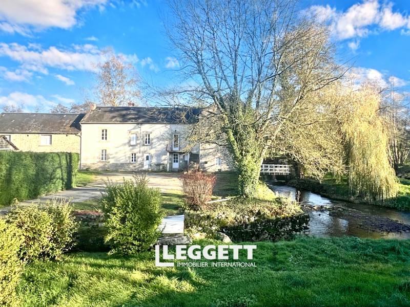 Inconnu 10 pièce(s), LE GRAND-BOURG