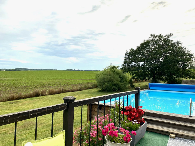 French property for sale in Duras, Lot-et-Garonne - €561,750 - photo 8