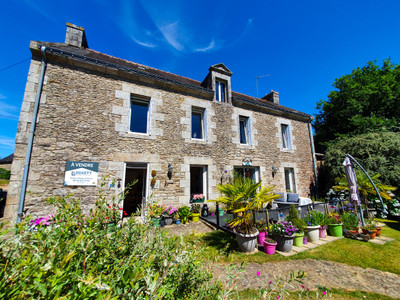Maison à vendre à Baud, Morbihan, Bretagne, avec Leggett Immobilier