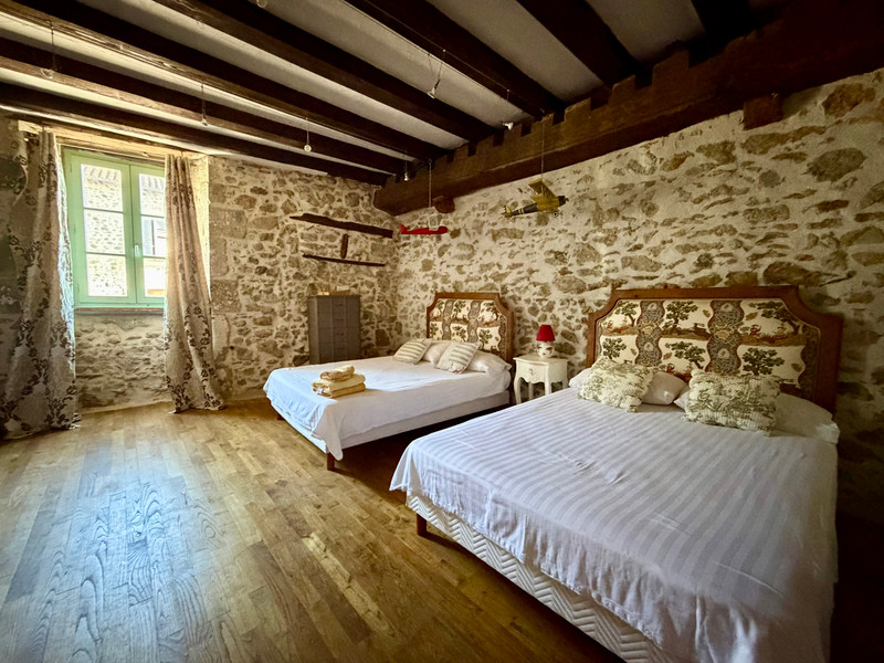French property for sale in Rochechouart, Haute-Vienne - €274,990 - photo 8