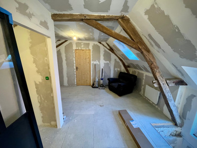 French property for sale in Noyant-Villages, Maine-et-Loire - €129,995 - photo 9