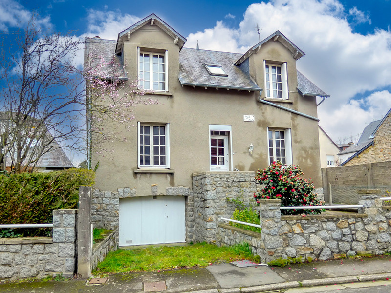 Maison à vendre à Carolles, Manche - 267 500 € - photo 1 Maison à vendre à Carolles, Manche - 267 500 € - photo 1