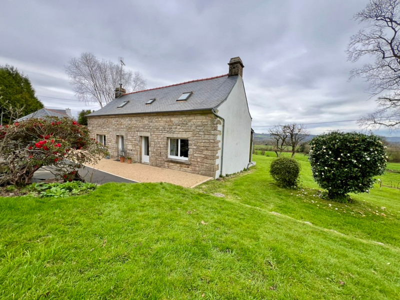 French property for sale in Leuhan, Finistère - €261,290 - photo 2