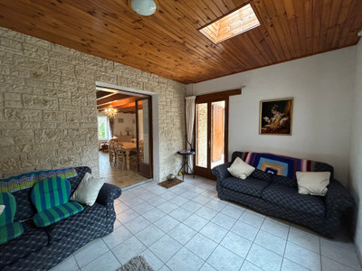French property for sale in Saint-Romain, Charente - €162,000 - photo 4
