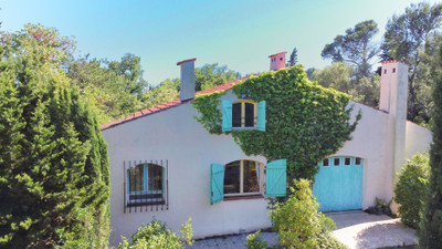 French property for sale in Saint-Paul-en-Forêt, Var - €679,000 - photo 2