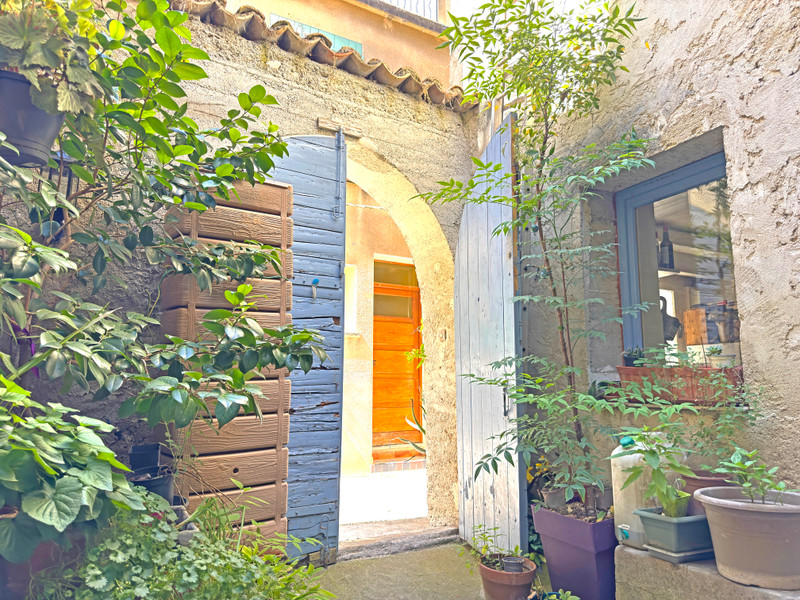 Maison à vendre à Nyons, Drôme - 195.000 € - photo 1