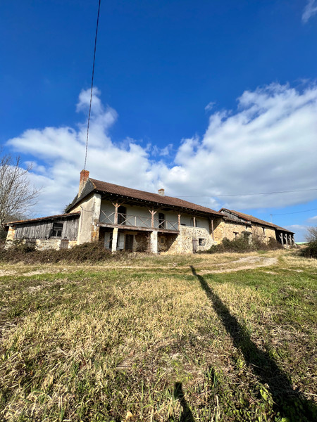 Maison à vendre à Thiviers, Dordogne - 94 600 € - photo 1