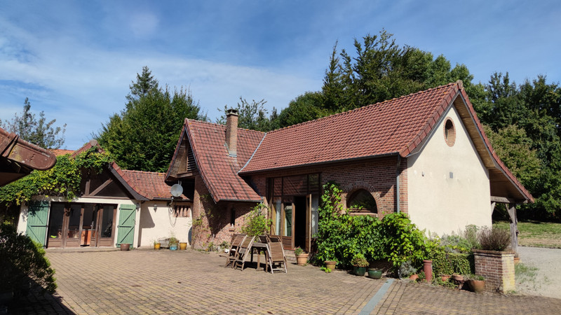 French property for sale in Azincourt, Pas-de-Calais - &#8364;499,000 - photo 2