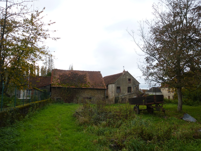 French property for sale in Saint-Sébastien, Creuse - &#8364;60,000 - photo 2