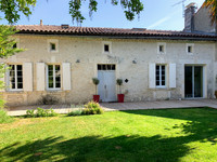 houses and homes for sale inCondéonCharente Poitou_Charentes
