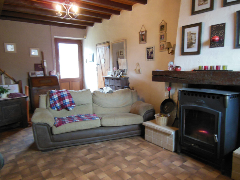 French property for sale in Coulonges, Vienne - &#8364;59,600 - photo 5