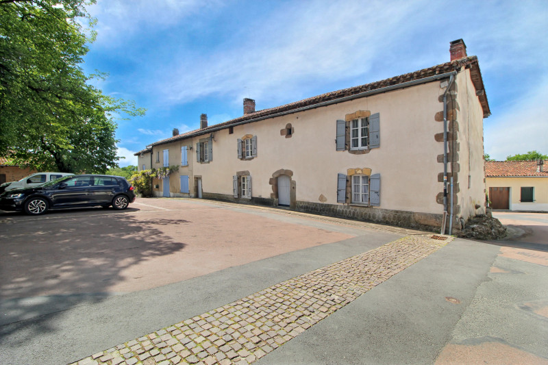 Propriété à vendre à Esse, Charente - 130 000 €