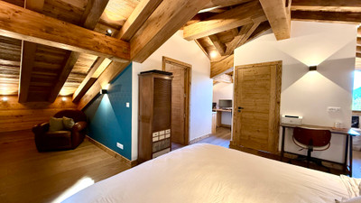 Ski property for sale in Courchevel Le Praz - €5,950,000 - photo 5