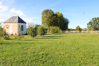 Maison à vendre à Les Églises-d'Argenteuil, Charente-Maritime - 577 500 € - photo 5