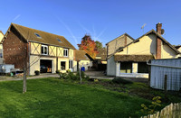 Maison à vendre à Gisors, Eure - 338.200 € - photo 4