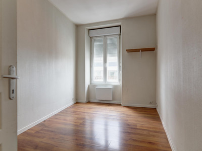 French property for sale in Pau, Pyrénées-Atlantiques - €172,000 - photo 5