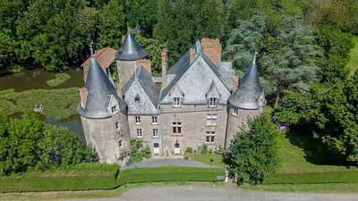 chateau for sale in Loire_Atlantique