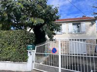 Propriété à vendre à Civray, Vienne - 151 004 € - photo n°2