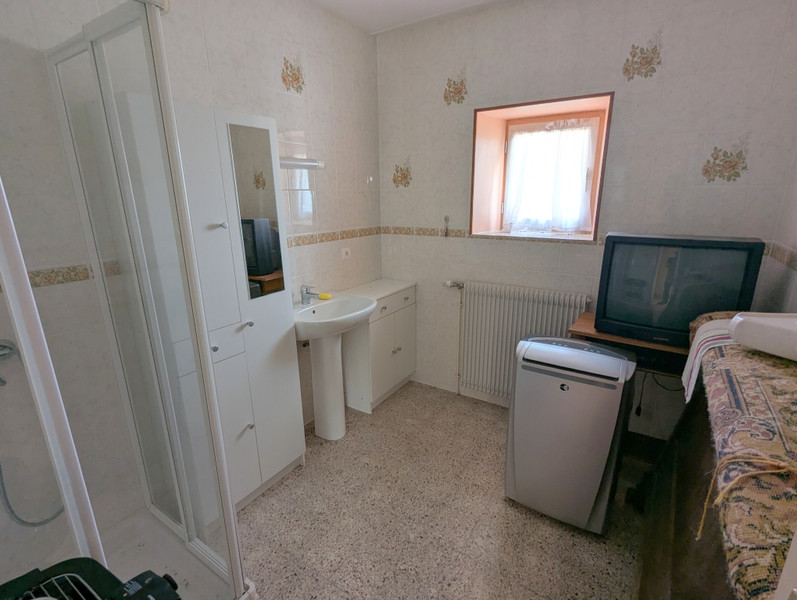 French property for sale in Sainte-Sévère-sur-Indre, Indre - €99,000 - photo 11