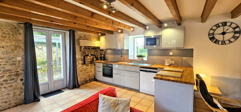 French property for sale in Saint-Valérien, Vendée - €499,200 - photo 5