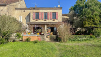 Propriété à vendre à Castelsagrat, Tarn-et-Garonne - 345 000 € - photo n°1