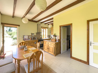 Maison à vendre à Nantillé, Charente-Maritime - 325.000 € - photo 8