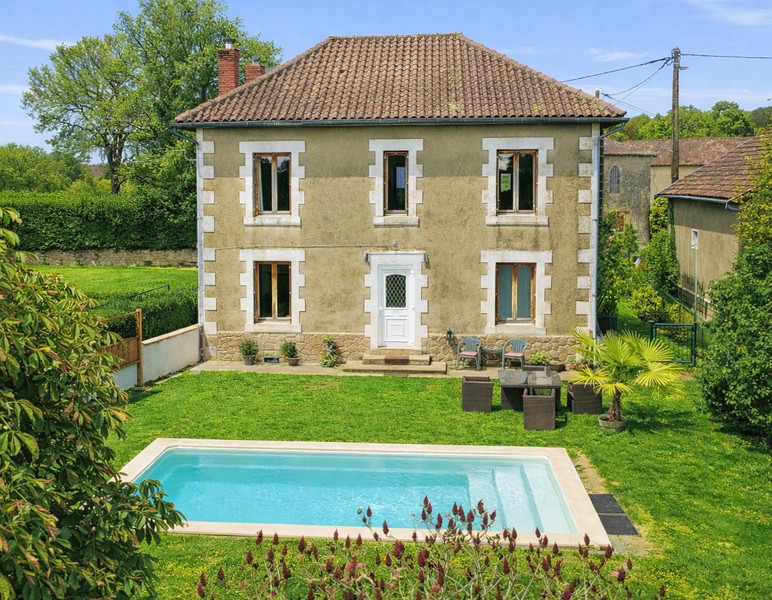 French property for sale in Pleuville, Charente - €199,950 - photo 0