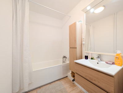 French property for sale in Nice, Alpes-Maritimes - €329,000 - photo 7