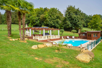 French property for sale in Saint-Lizier, Ariège - €743,900 - photo 1
