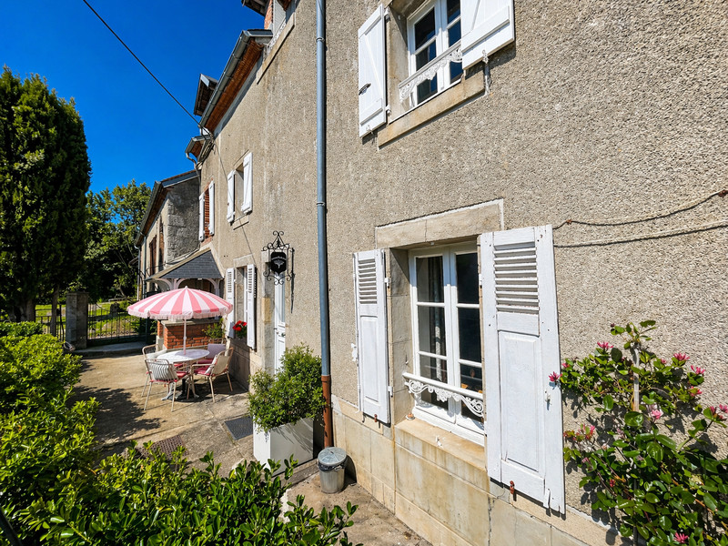 French property for sale in Magnac-Laval, Haute-Vienne - €267,500 - photo 1