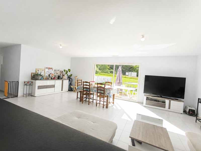 French property for sale in Périgueux, Dordogne - €304,000 - photo 2