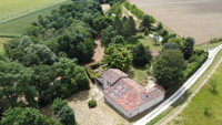 Propriété à vendre à Barbezieux-Saint-Hilaire, Charente - 650 000 € - photo n°1
