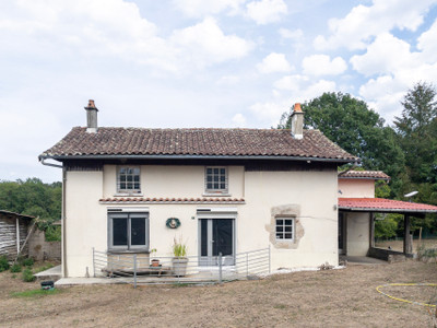 French property for sale in Chéronnac, Haute-Vienne - €299,600 - photo 1