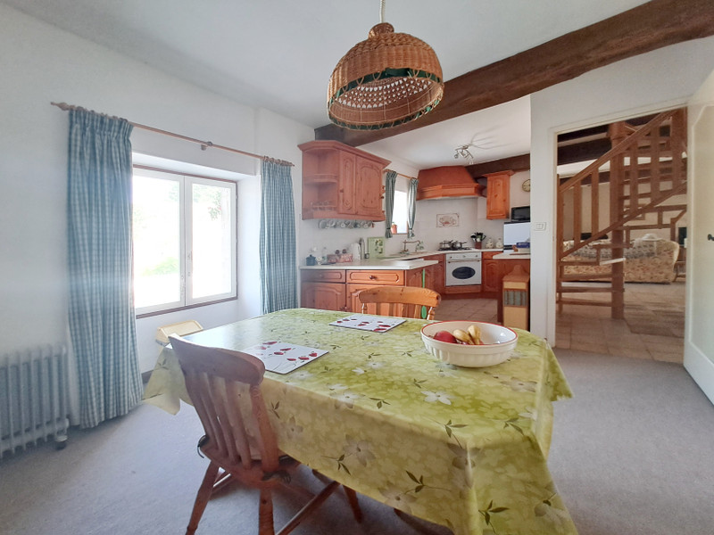 French property for sale in Paizay-Naudouin-Embourie, Charente - €143,600 - photo 3