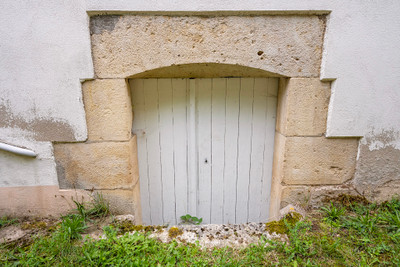 French property for sale in Dornecy, Nièvre - €135,000 - photo 9